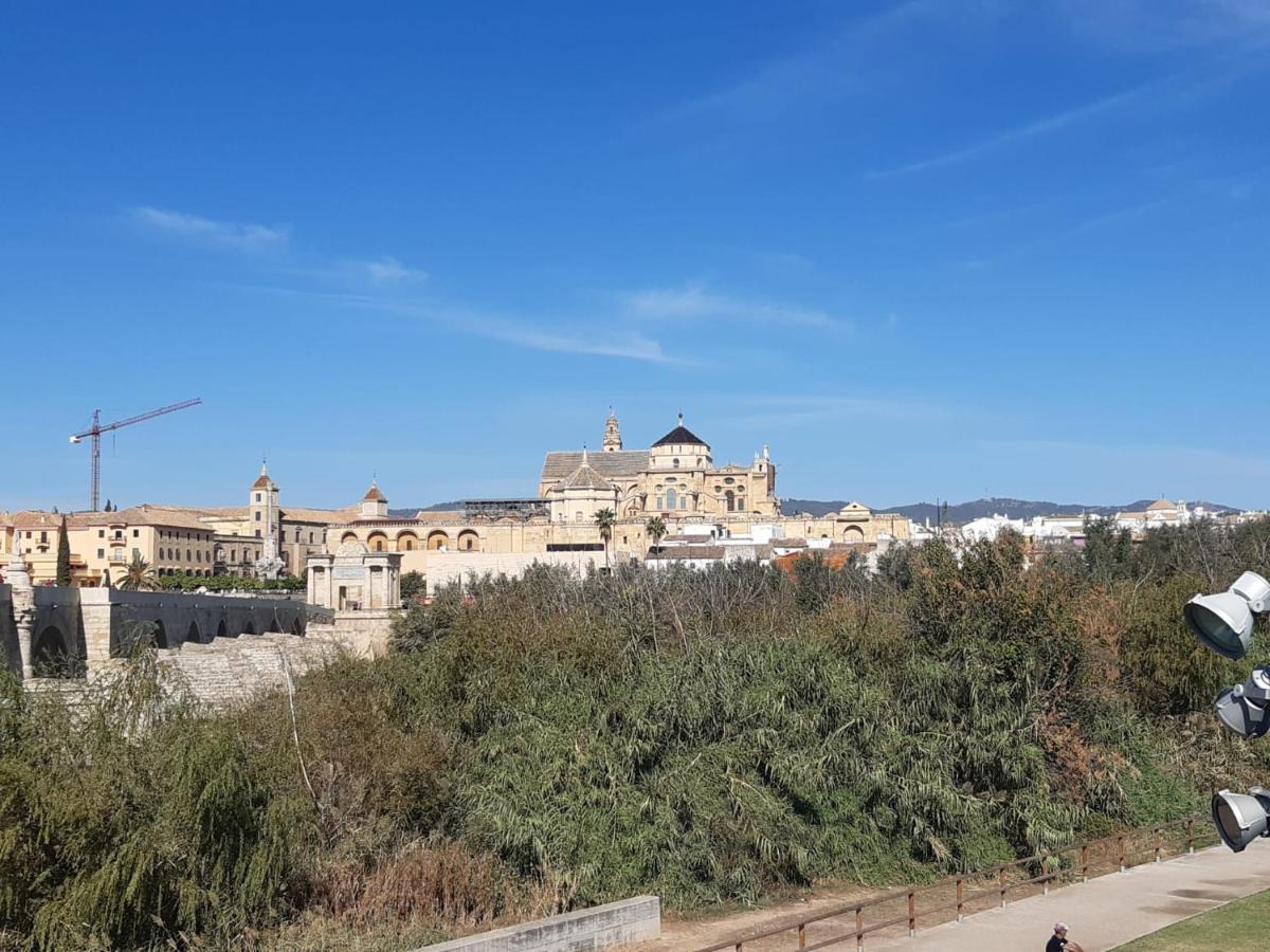 Loft La Calahorra Con Posibilidad De Aparcamiento Pregunta Por El Pack Mas Amor Кордова Екстер'єр фото