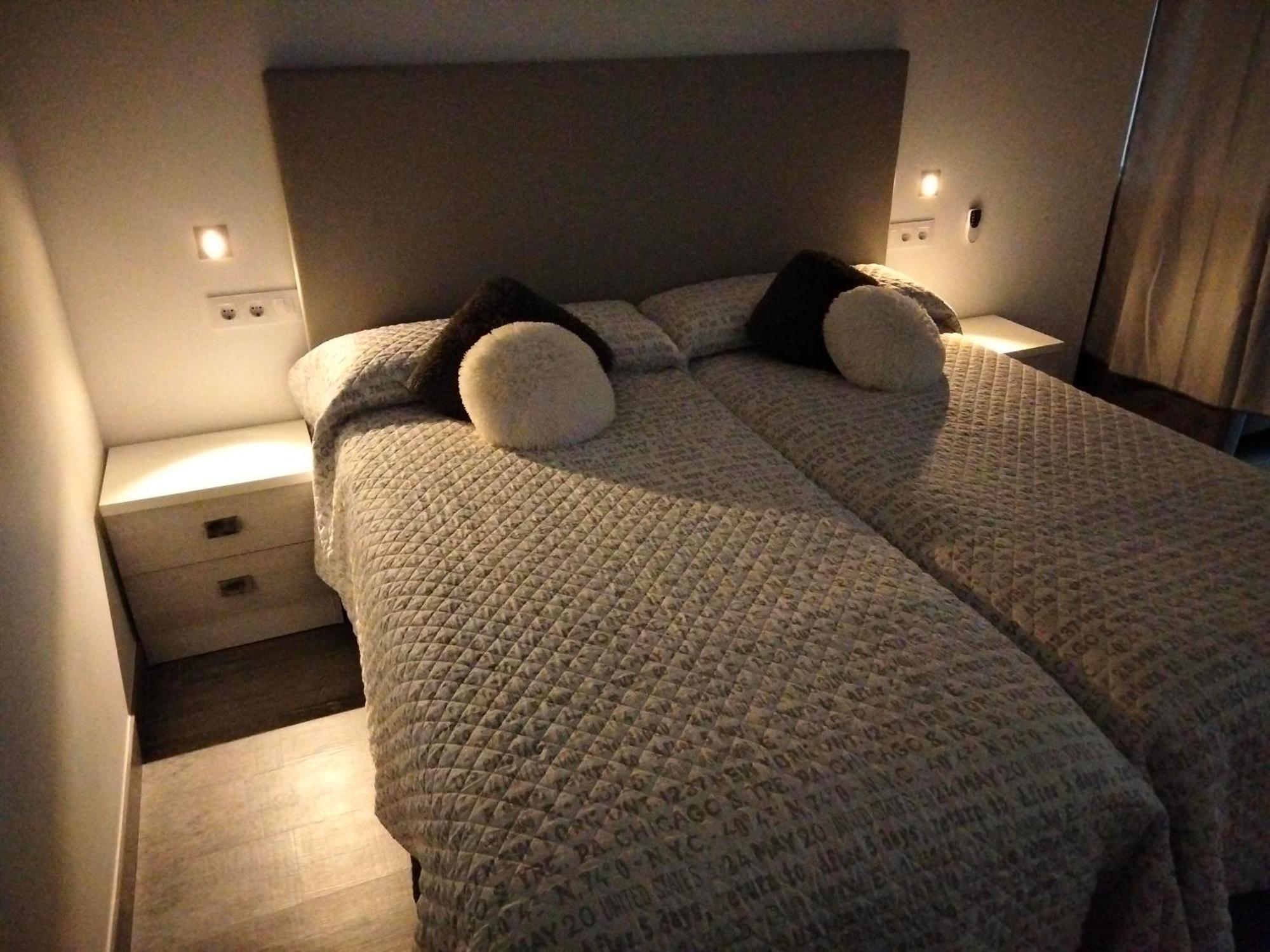 Loft La Calahorra Con Posibilidad De Aparcamiento Pregunta Por El Pack Mas Amor Кордова Екстер'єр фото
