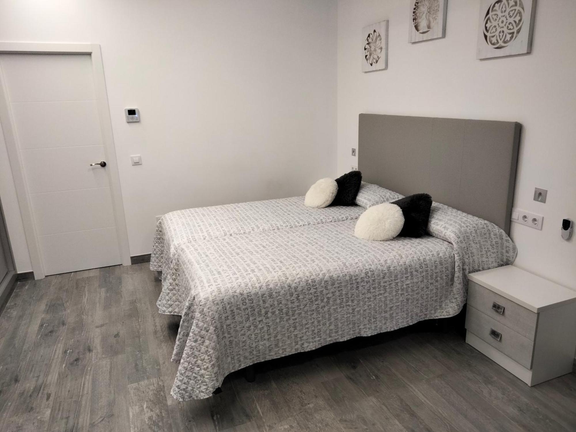 Loft La Calahorra Con Posibilidad De Aparcamiento Pregunta Por El Pack Mas Amor Кордова Екстер'єр фото